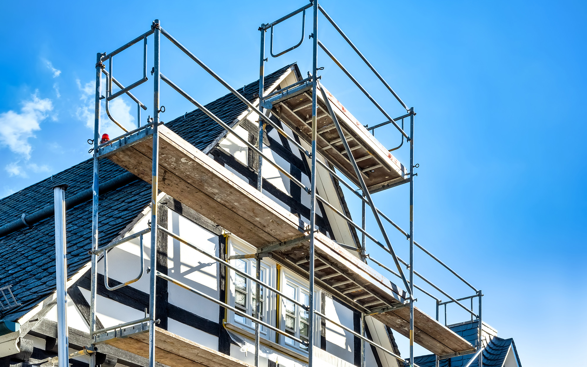 Reconstruction and renovation of an old half-timbered house